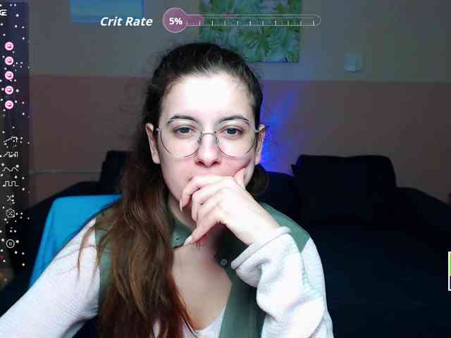 AminaBeatris13 webcam