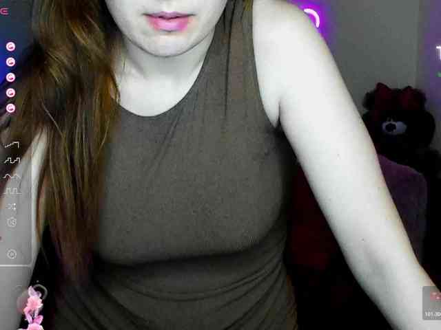 AminaBeatris13 webcam