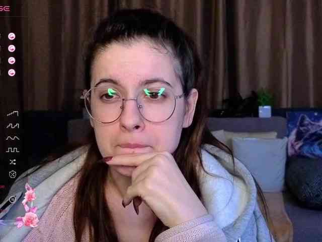 AminaBeatris13 webcam