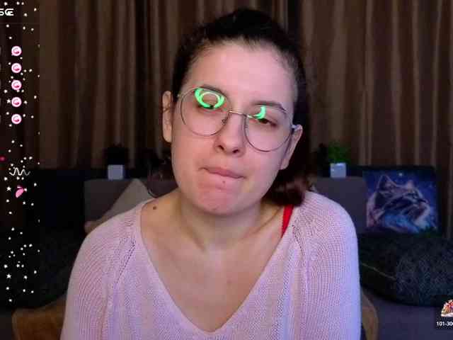 AminaBeatris13 webcam