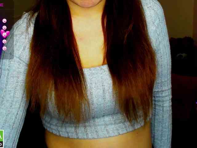 AminaBeatris13 webcam