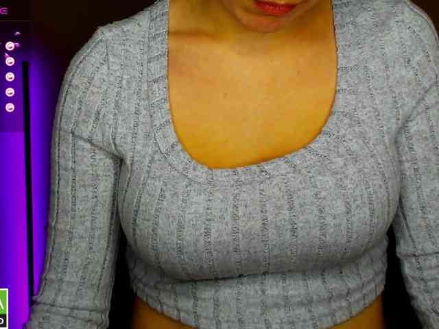 AminaBeatris13 webcam