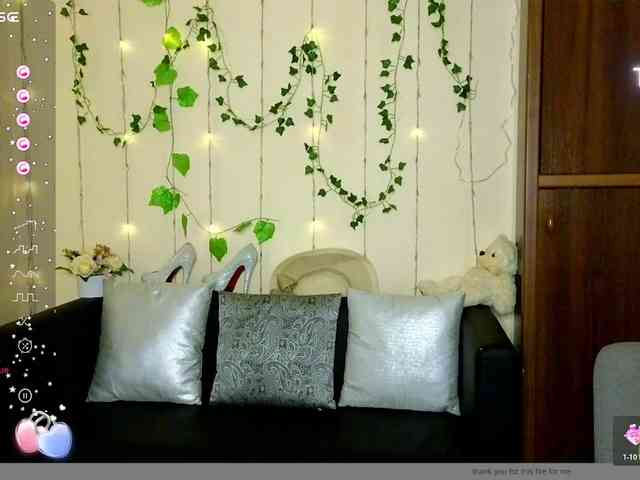 AminaBeatris13 webcam