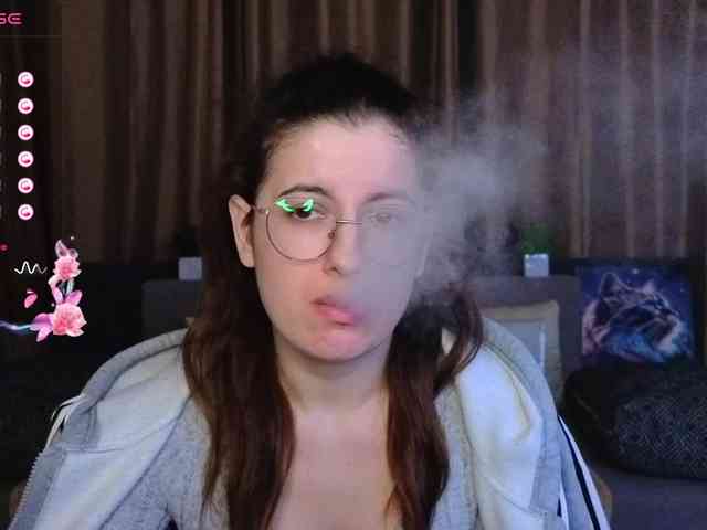 AminaBeatris13 webcam