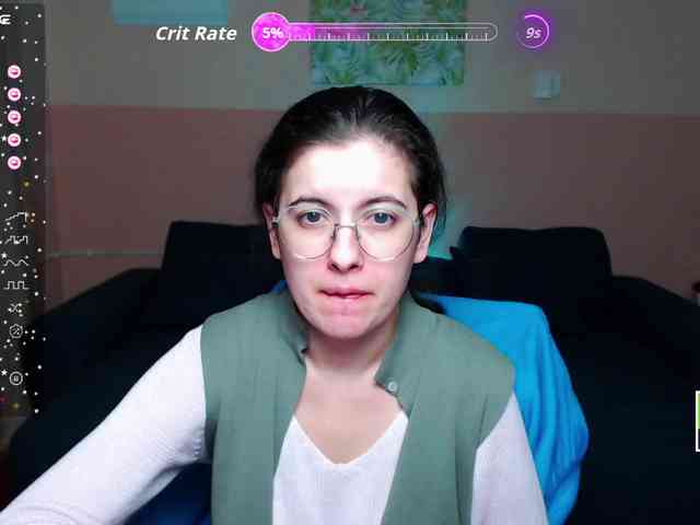 AminaBeatris13 webcam