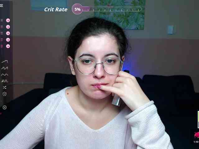 AminaBeatris13 webcam