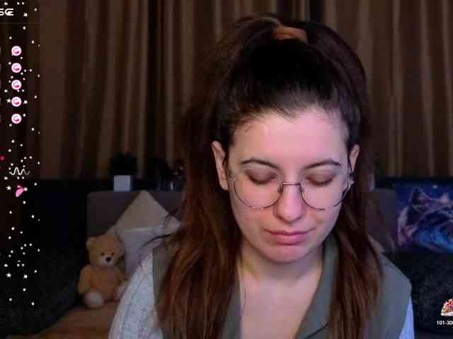 AminaBeatris13 webcam