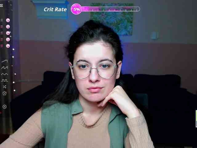 AminaBeatris13 webcam
