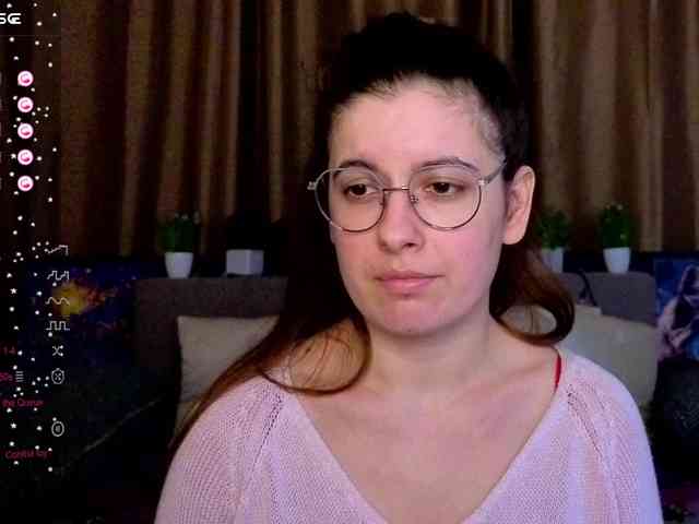 AminaBeatris13 webcam