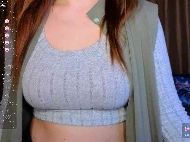 AminaBeatris13 webcam