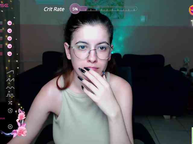 AminaBeatris13 webcam