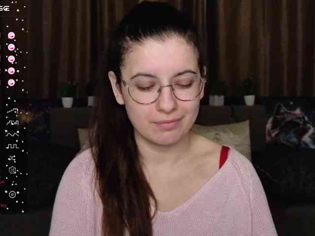 AminaBeatris13 webcam