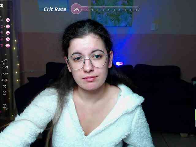 AminaBeatris13 webcam