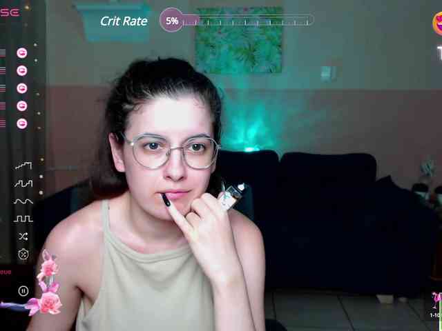 AminaBeatris13 webcam