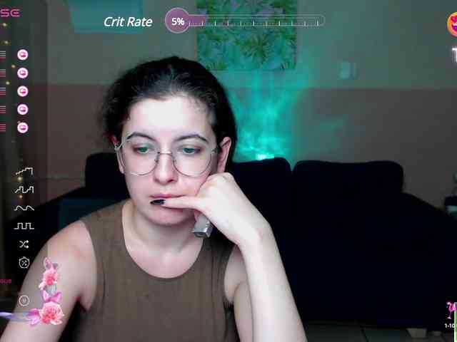 AminaBeatris13 webcam