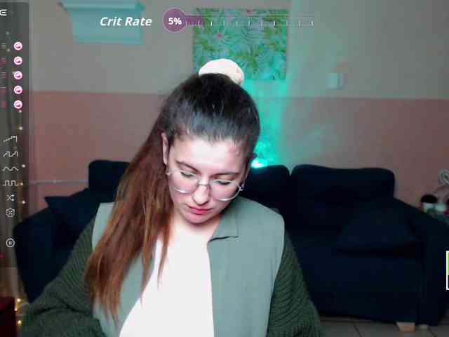 AminaBeatris13 webcam