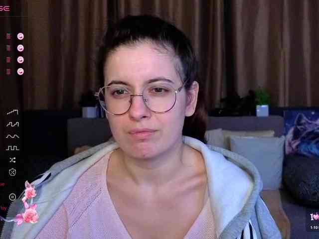 AminaBeatris13 webcam