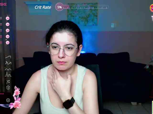 AminaBeatris13 webcam