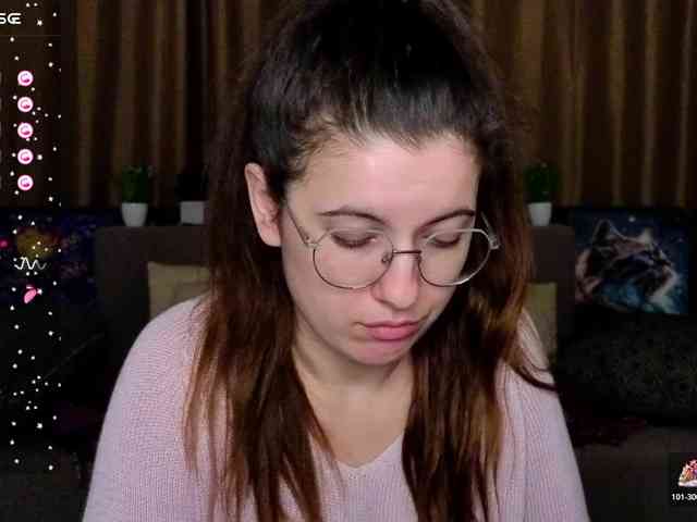 AminaBeatris13 webcam