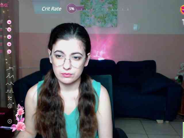 AminaBeatris13 webcam