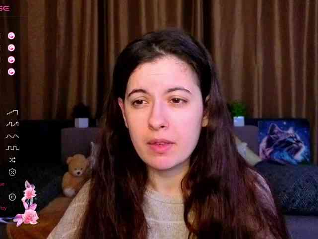 AminaBeatris13 webcam