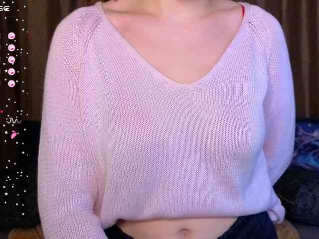 AminaBeatris13 webcam