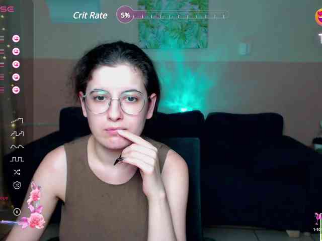 AminaBeatris13 webcam