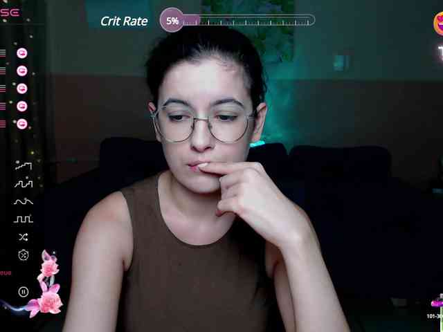 AminaBeatris13 webcam