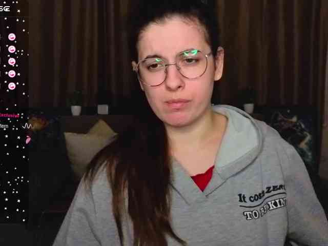 AminaBeatris13 webcam