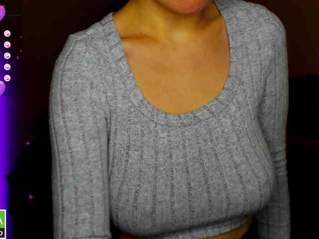 AminaBeatris13 webcam