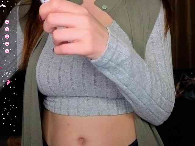 AminaBeatris13 webcam