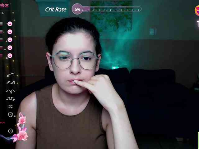 AminaBeatris13 webcam