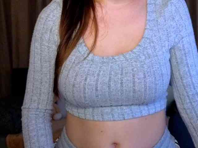 AminaBeatris13 webcam