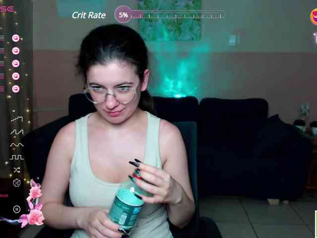 AminaBeatris13 webcam