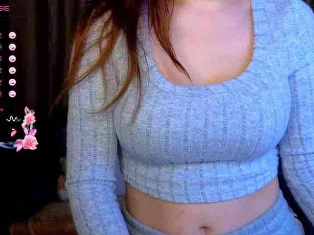 AminaBeatris13 webcam