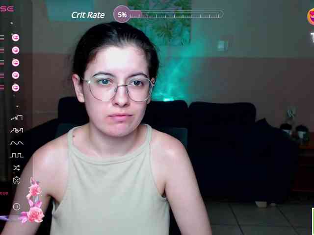 AminaBeatris13 webcam
