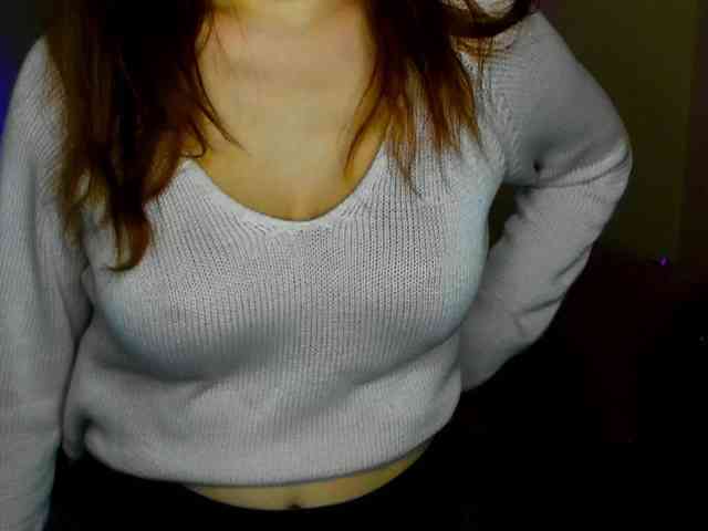 AminaBeatris13 webcam