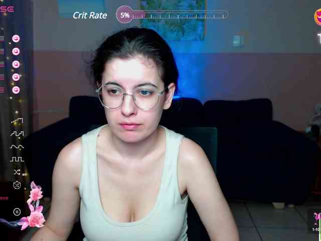 AminaBeatris13 webcam