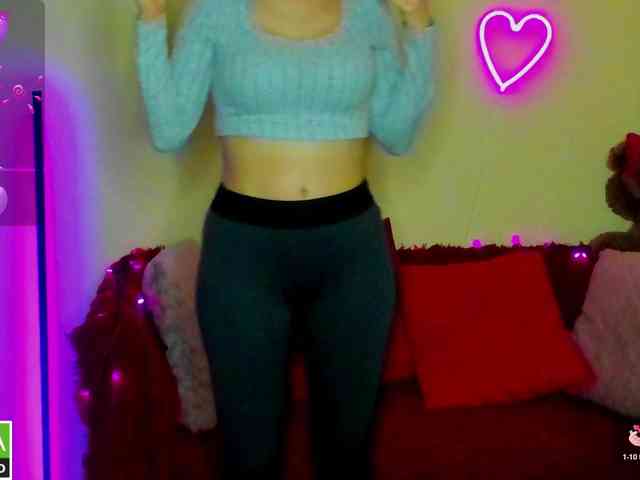 AminaBeatris13 webcam