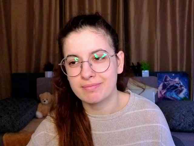 AminaBeatris13 webcam