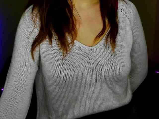 AminaBeatris13 webcam