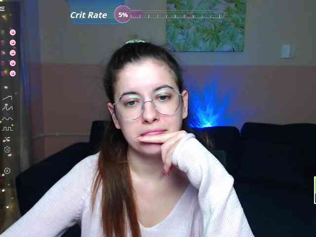 AminaBeatris13 webcam