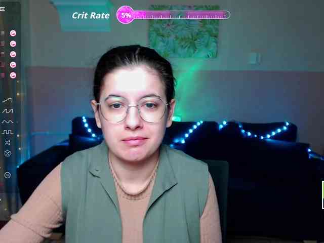 AminaBeatris13 webcam