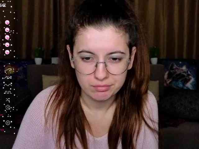 AminaBeatris13 webcam