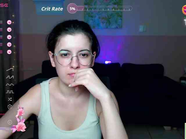 AminaBeatris13 webcam