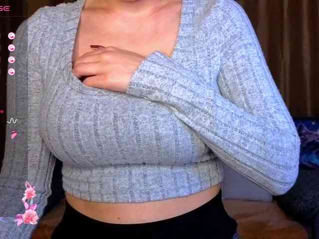 AminaBeatris13 webcam