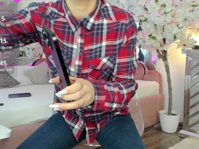 adonawet's BongaCams show and profile