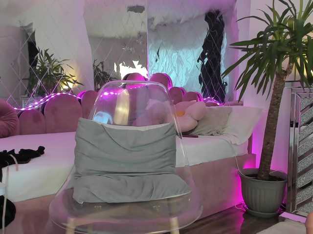 Sex chat gratuit in direct cu adonawet pe BongaCams