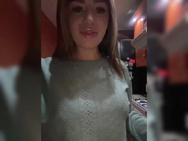 Poli999's BongaCams show and profile