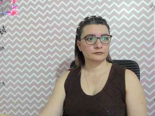 Amie-Adams82 webcam